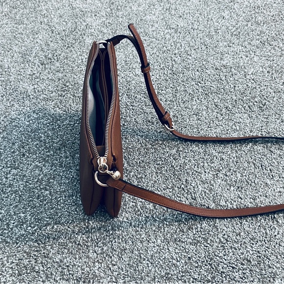 LC Lauren Conrad Brown Crossbody Bag with Adjustable Strap - Picture 3 of 4